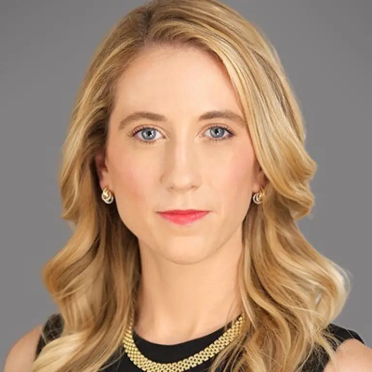 Rachael Coffey headshot