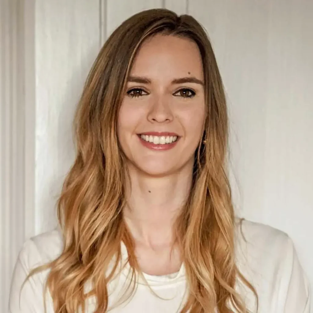 sunnie j groeneveld headshot