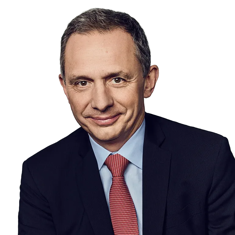 Enrique Lores Headshot