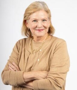 Christiana Smith Shi