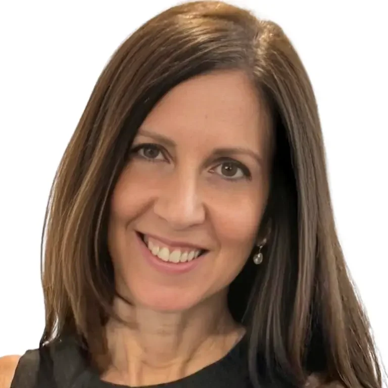 Lara Peoples headshot