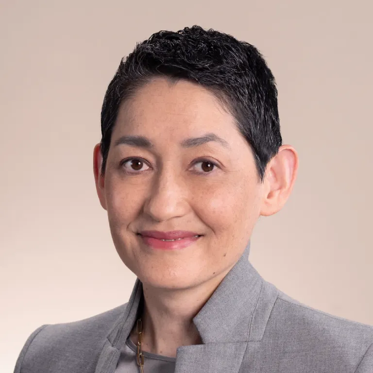 Martina Cheung headshot